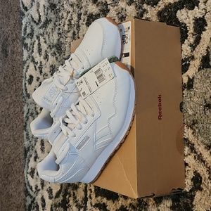 Men's bran new all white Reebox
